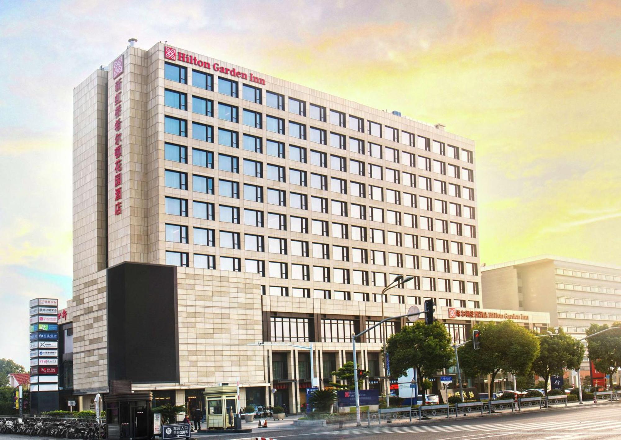 Hilton Garden Inn Shanghai Hongqiao NECC Bagian luar foto